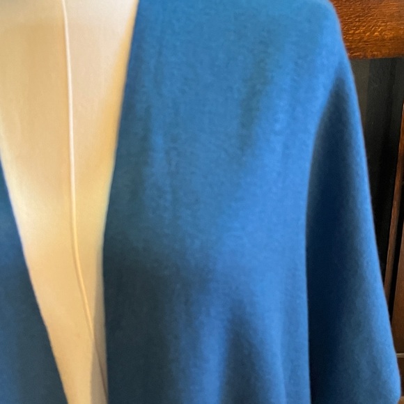 Blue Fringe Open Front Poncho with pockets - Picture 3 of 5